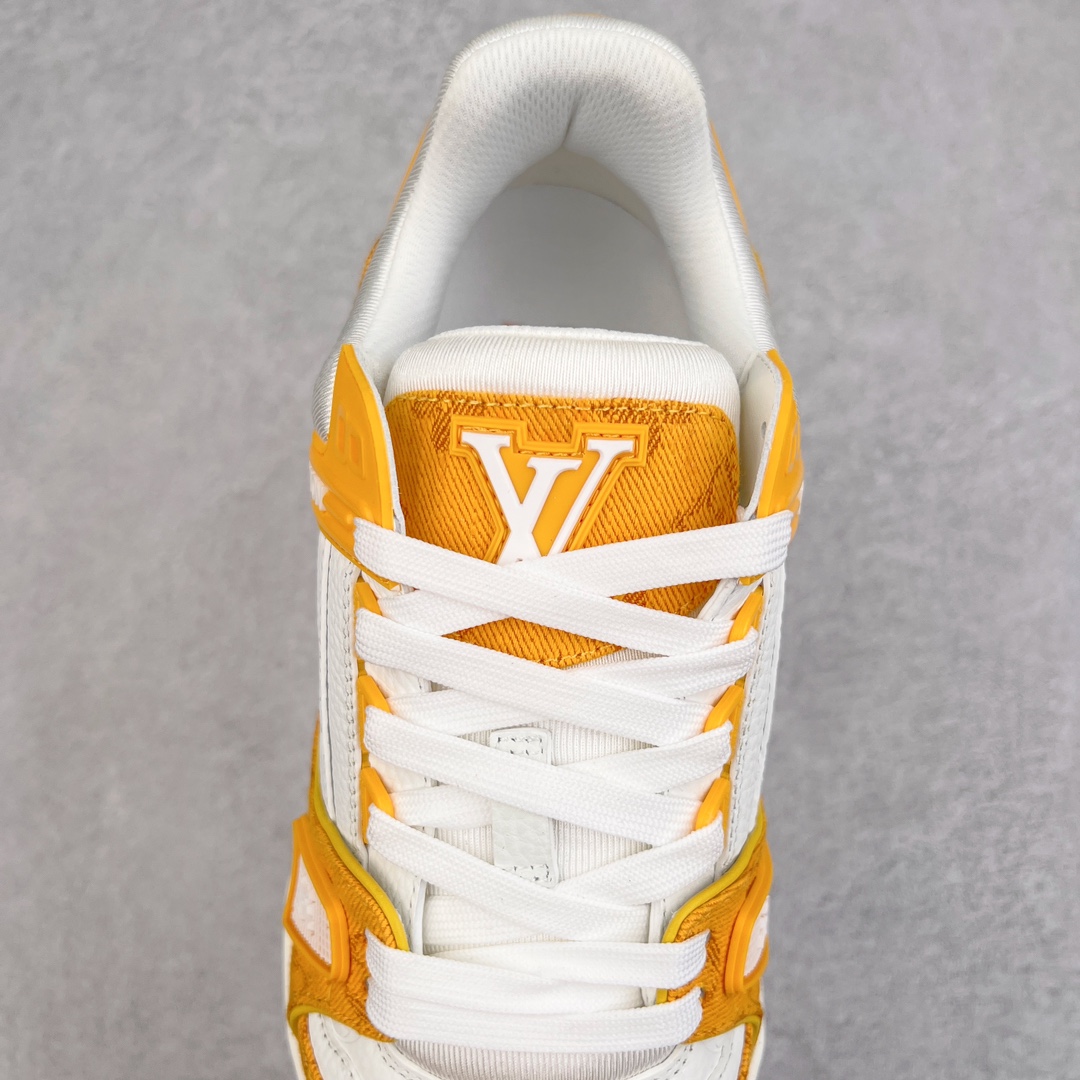 Louis Vuitton Sneakers yellow