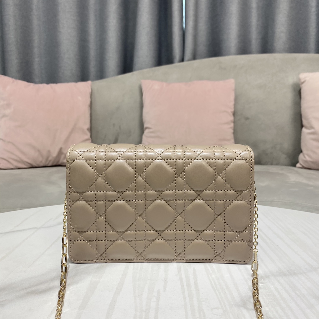 Perfect Replica Dior Lady Dior Chain Pouch