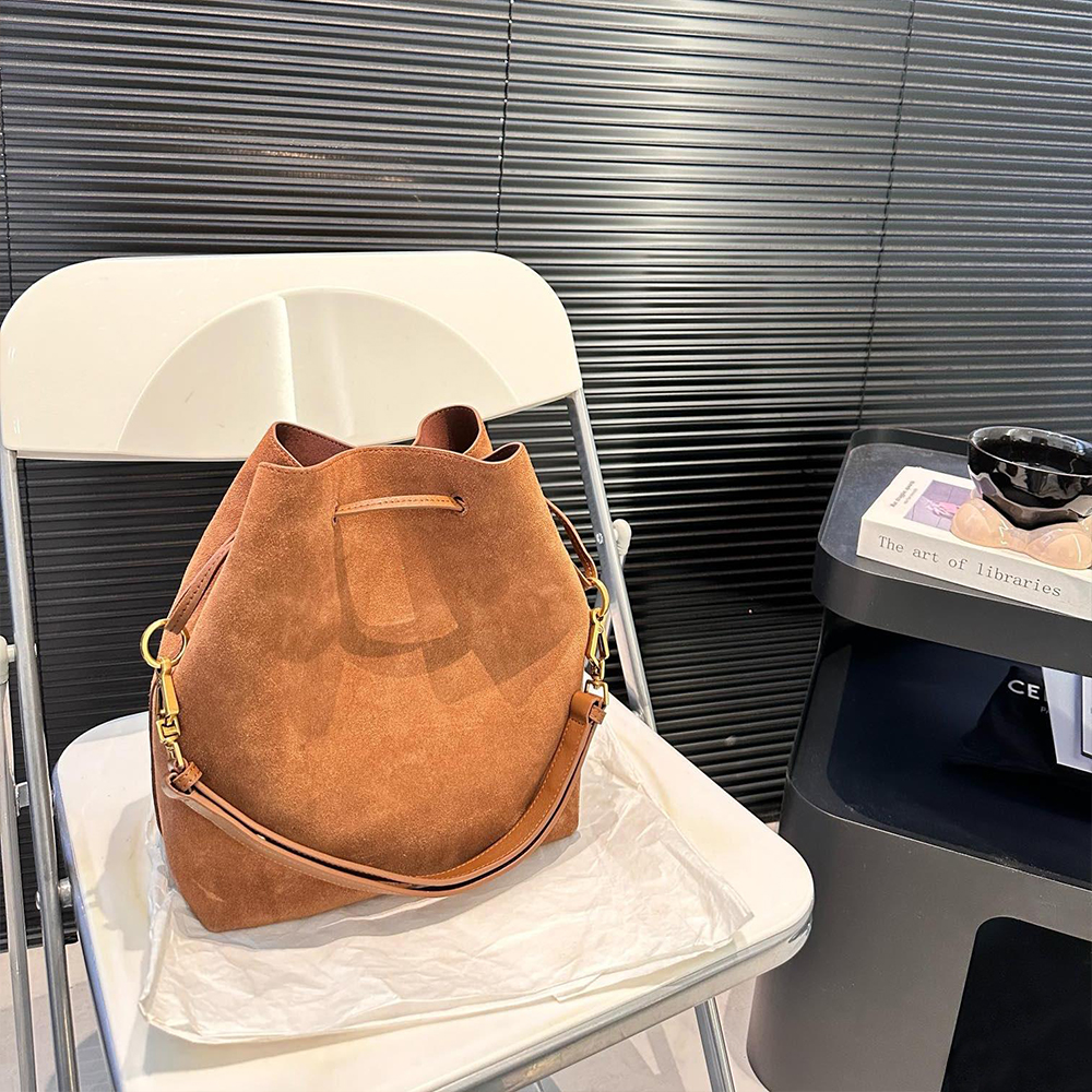 Saint Laurent VSl Paris Vll Hobo Shoulder Bag