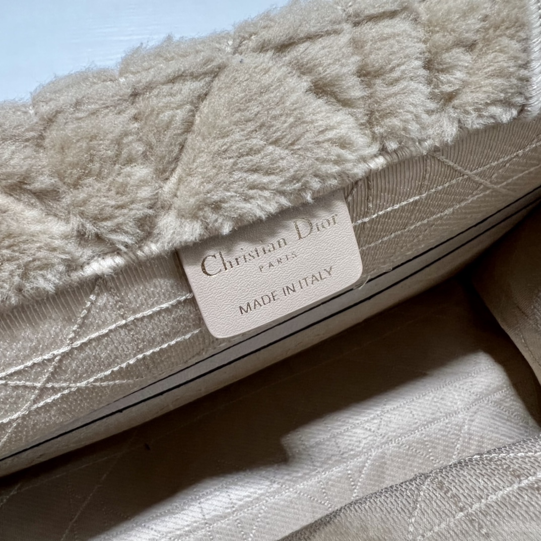 Dior Book Tote Beige Cannage Shearling M1295ZMBU_M918