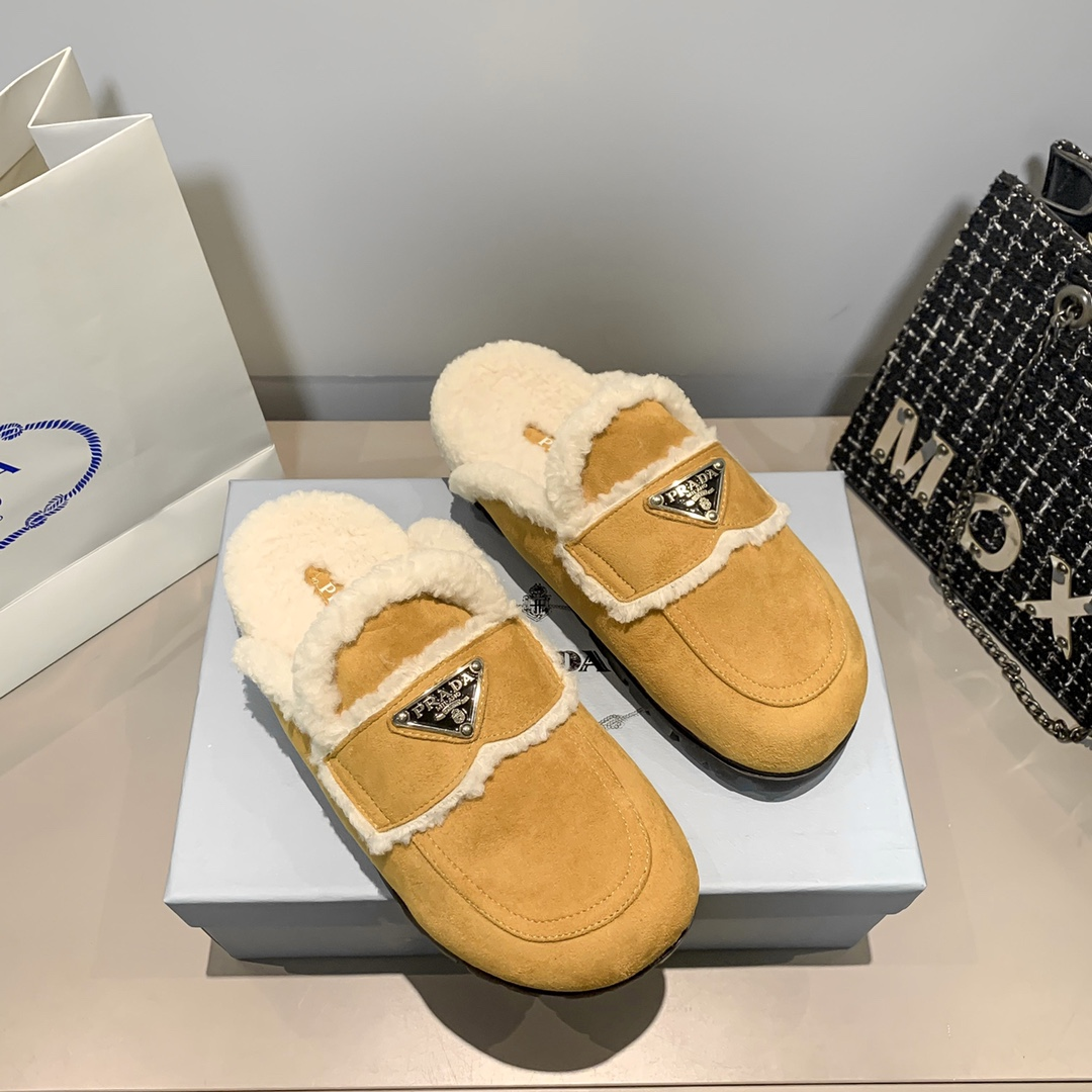 Prada  All in One Skin Sports Slippers Sandals Slide