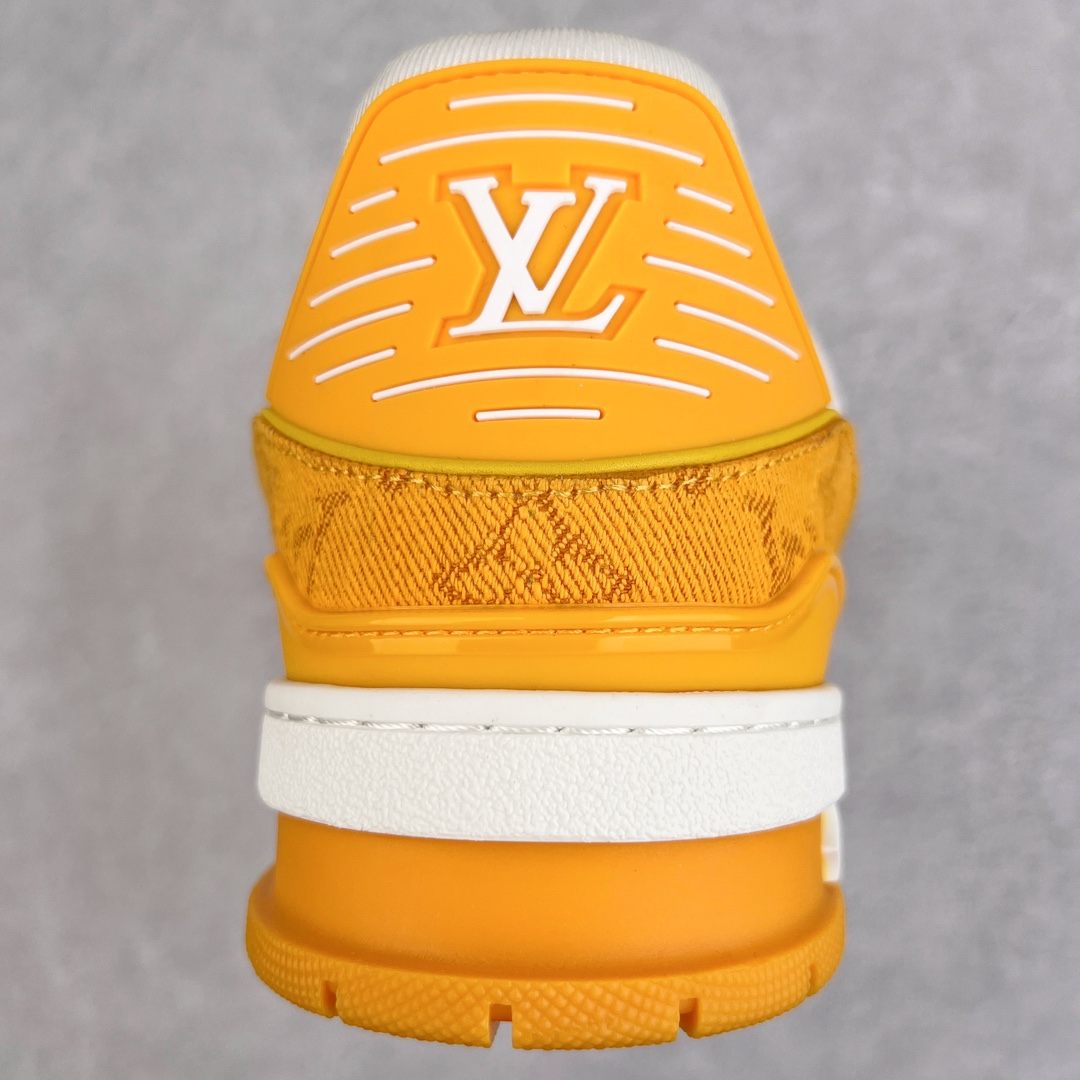 Louis Vuitton Sneakers yellow