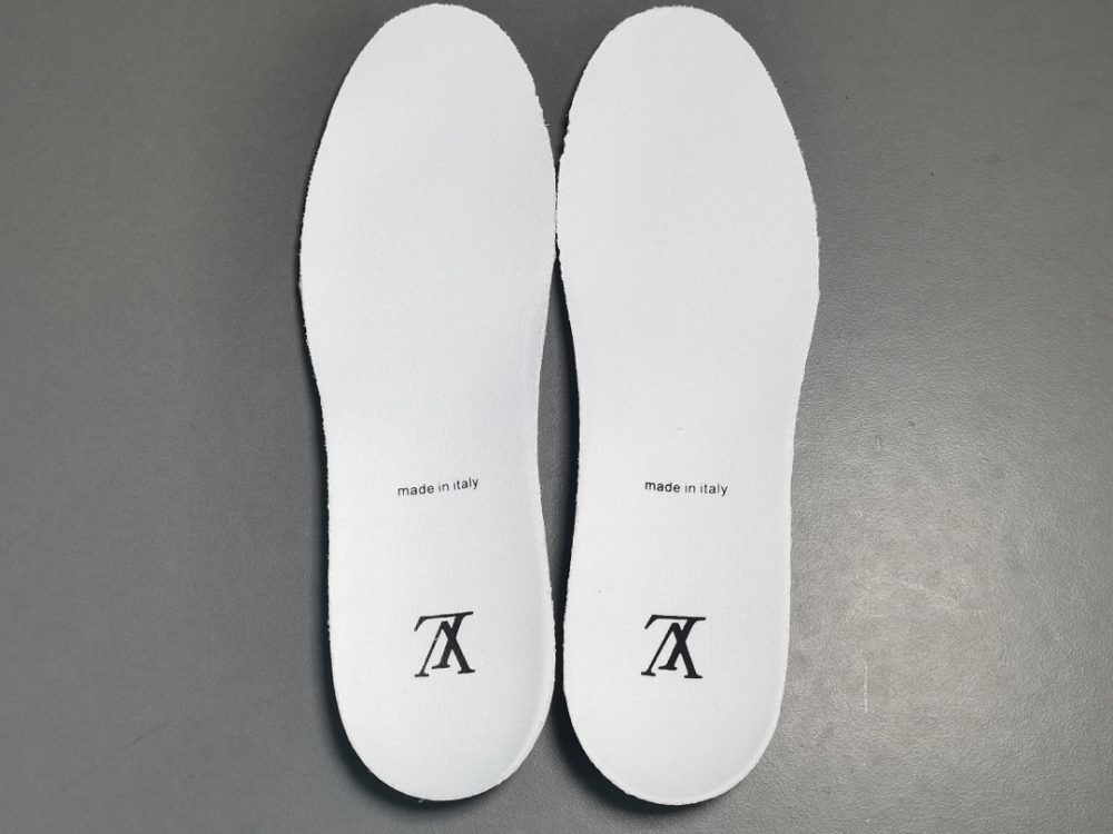 Louis Vuitton Trainer White Black Panda