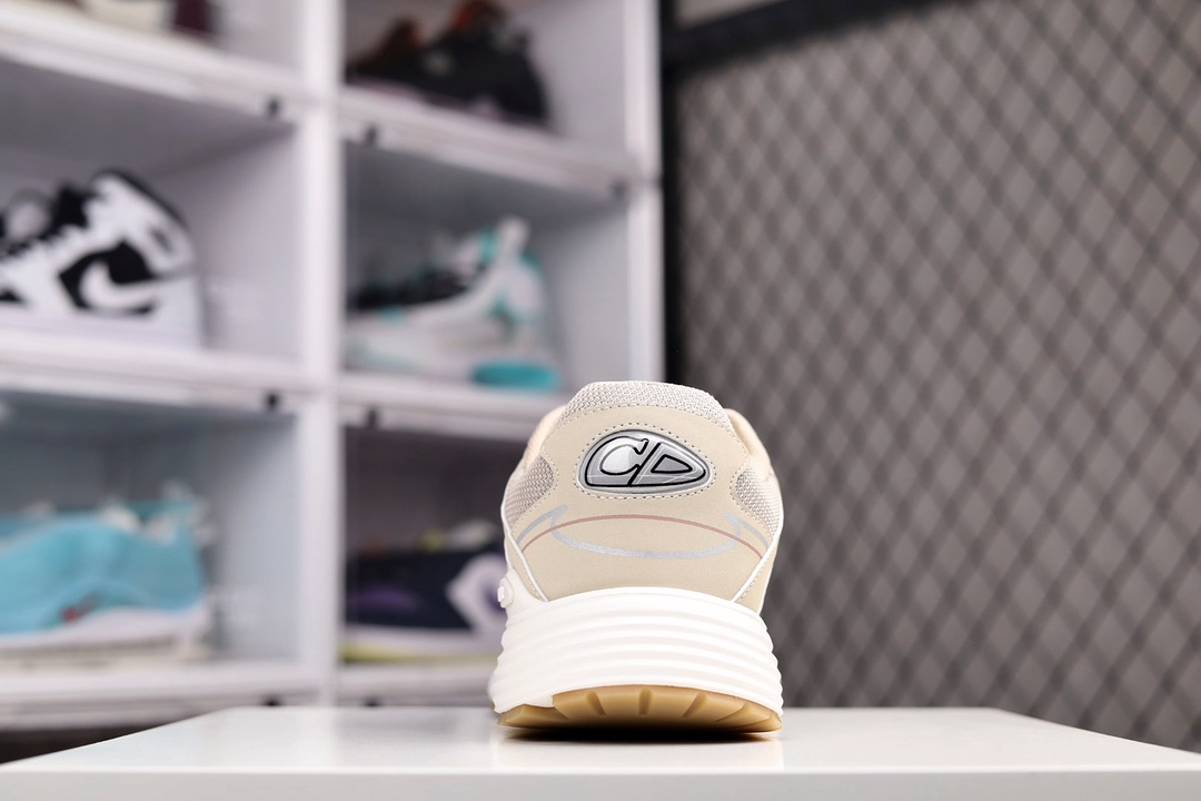 Dior B30 Dad Sneakers Biege