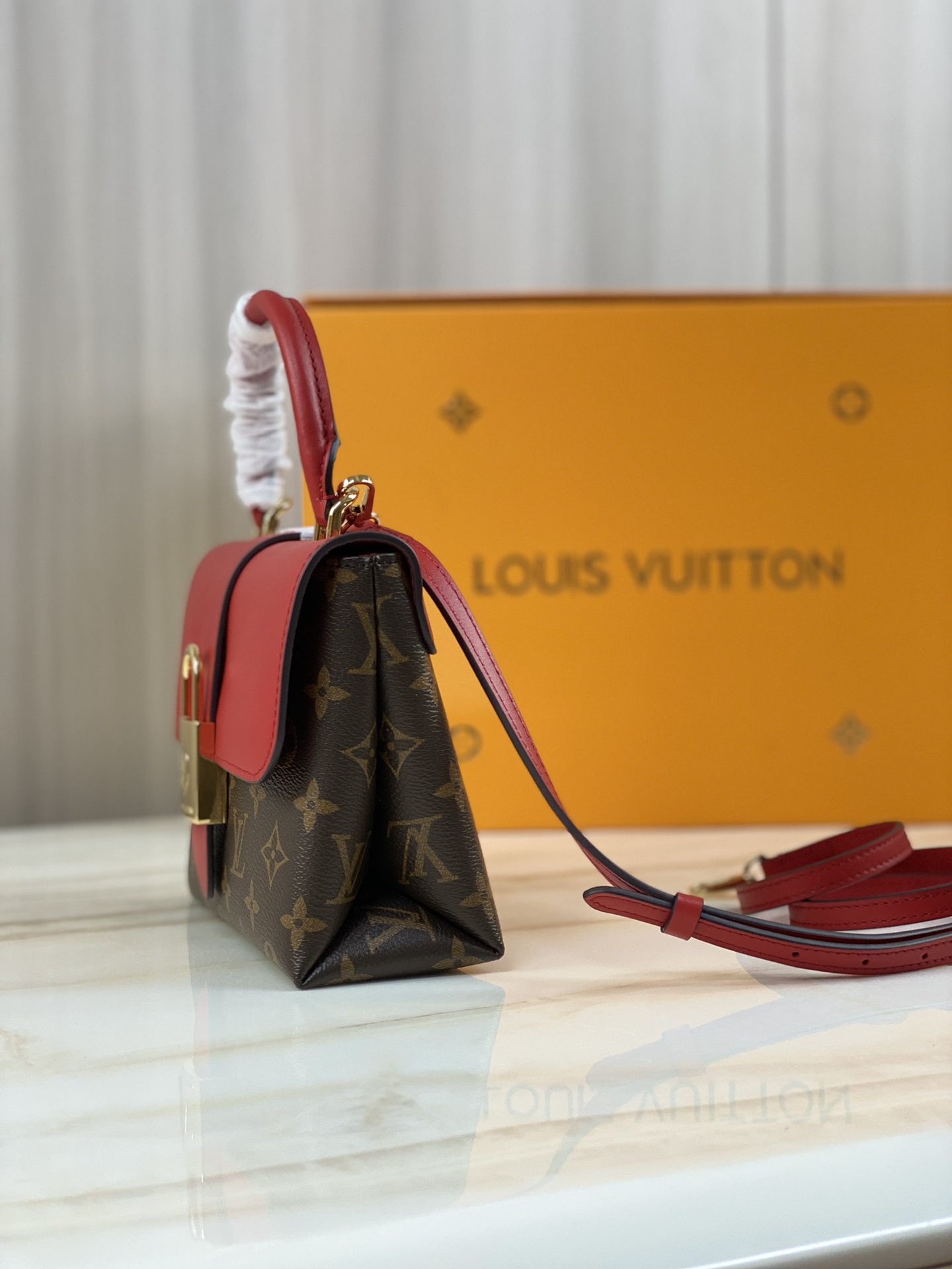 Louis Vuitton Locky BB M44322
