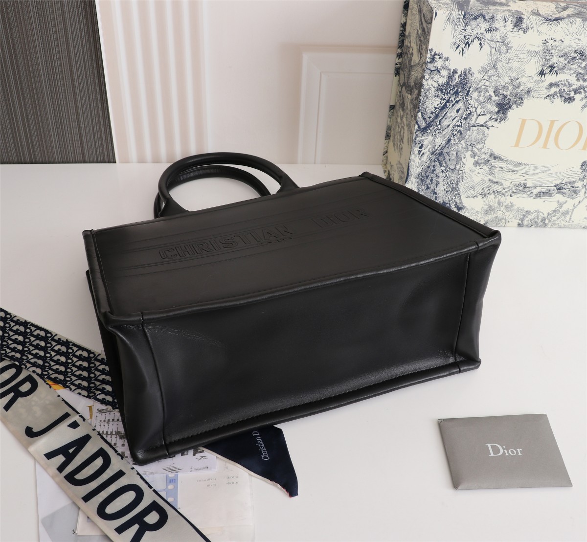 Dior Book Tote Medium Black Calfskin M1265ZTQT_M911