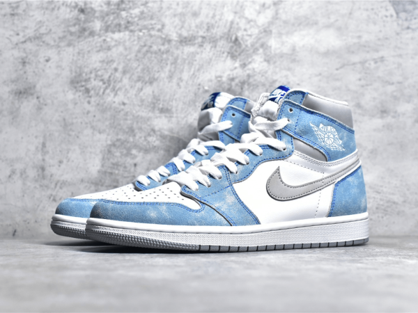 Jordan1 High OG “Hyper Royal”