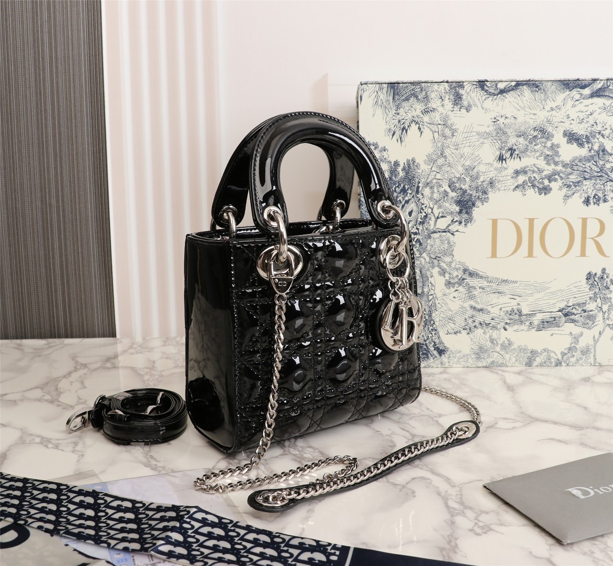 Dior The LADY DIOR Bag M0505OWCB_M323