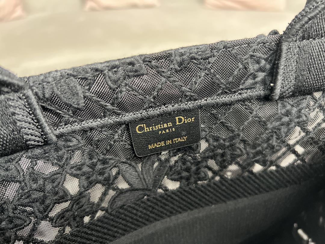 Dior Book Tote Medium D-Lace Macrame M1296ZEAX_M911