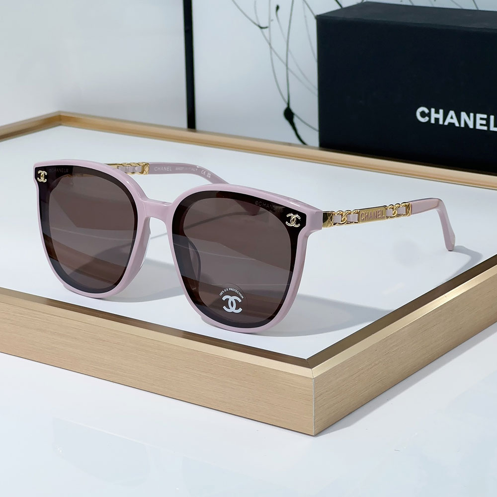 Chanel Mirror Logo Decoration Sunglasses