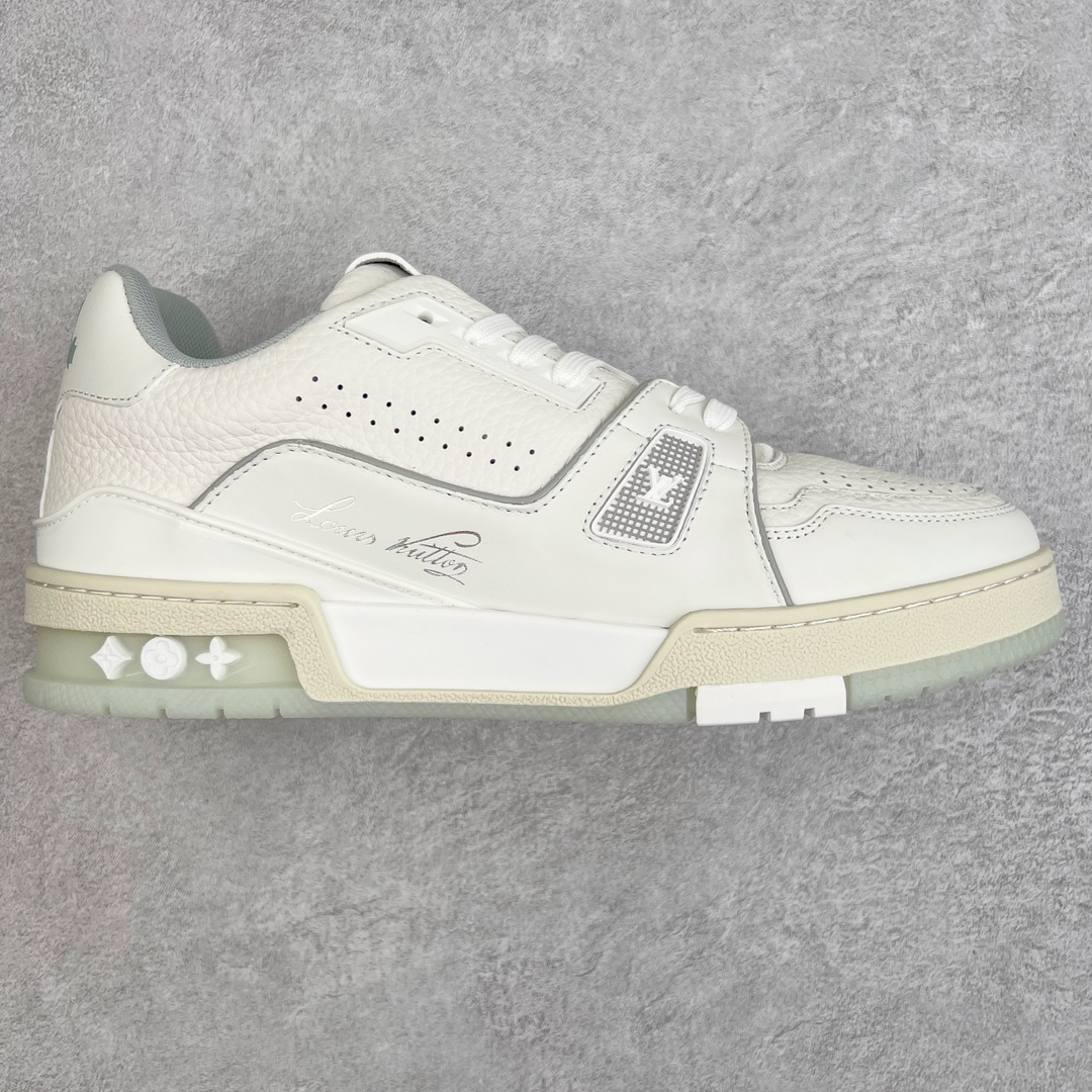 Louis Vuitton Sneakers white