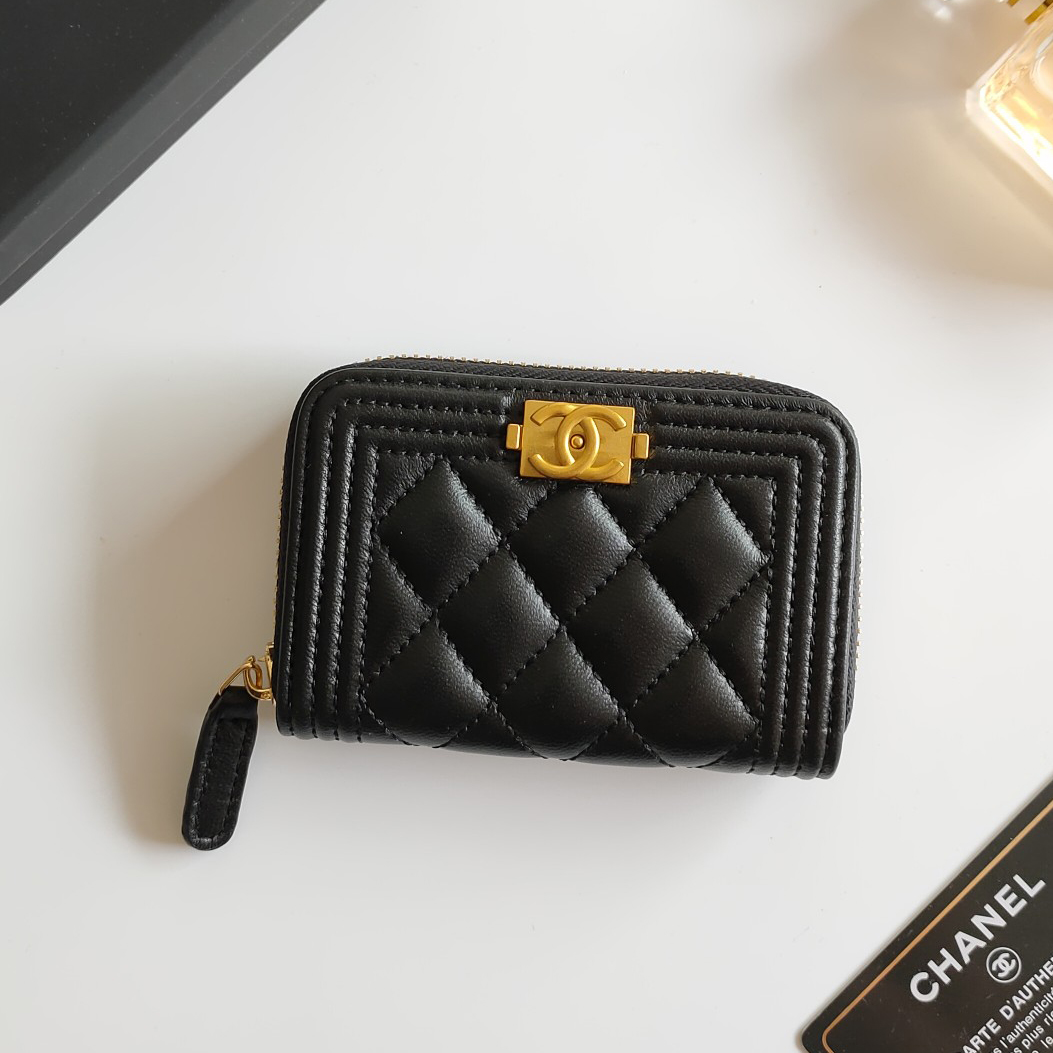 Chanel 21k LE BOY Zipper Wallet
