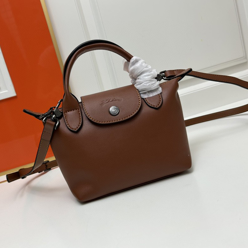 LongChamp Le Pliange Cuir Bag