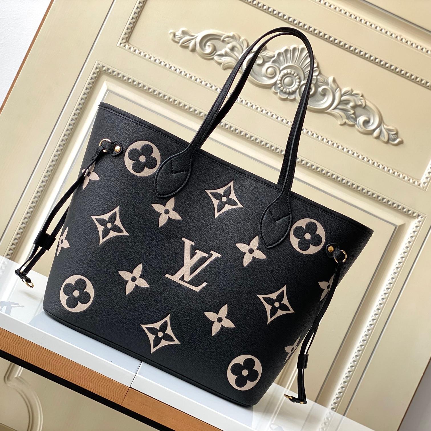 Louis Vuitton LV Neverfull MM-Decor