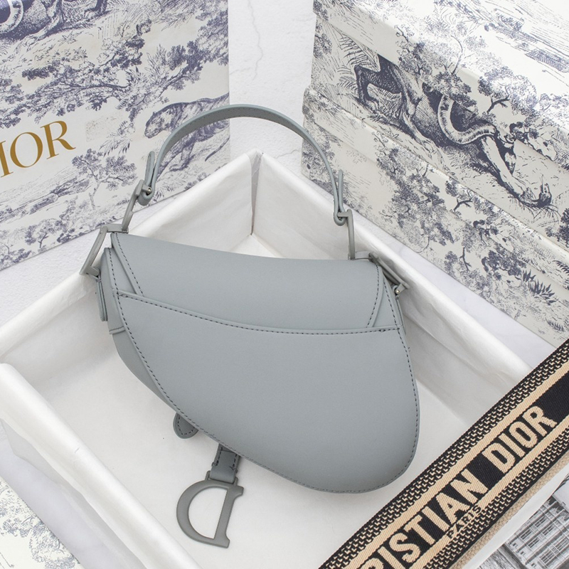 Dior SADDLE Bag Gray Ultramatte Calfskin M0446ILLO_M41G