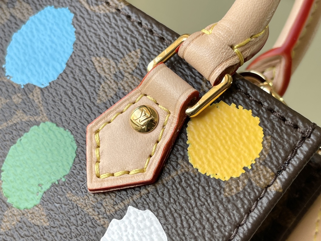 Louis Vuitton YK Petit Sac Plat M81867