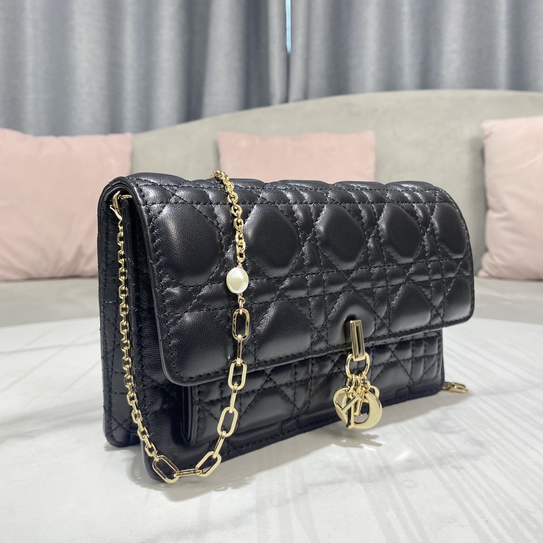 Dior Lady Dior Chain Pouch S0937ONMJ_M900