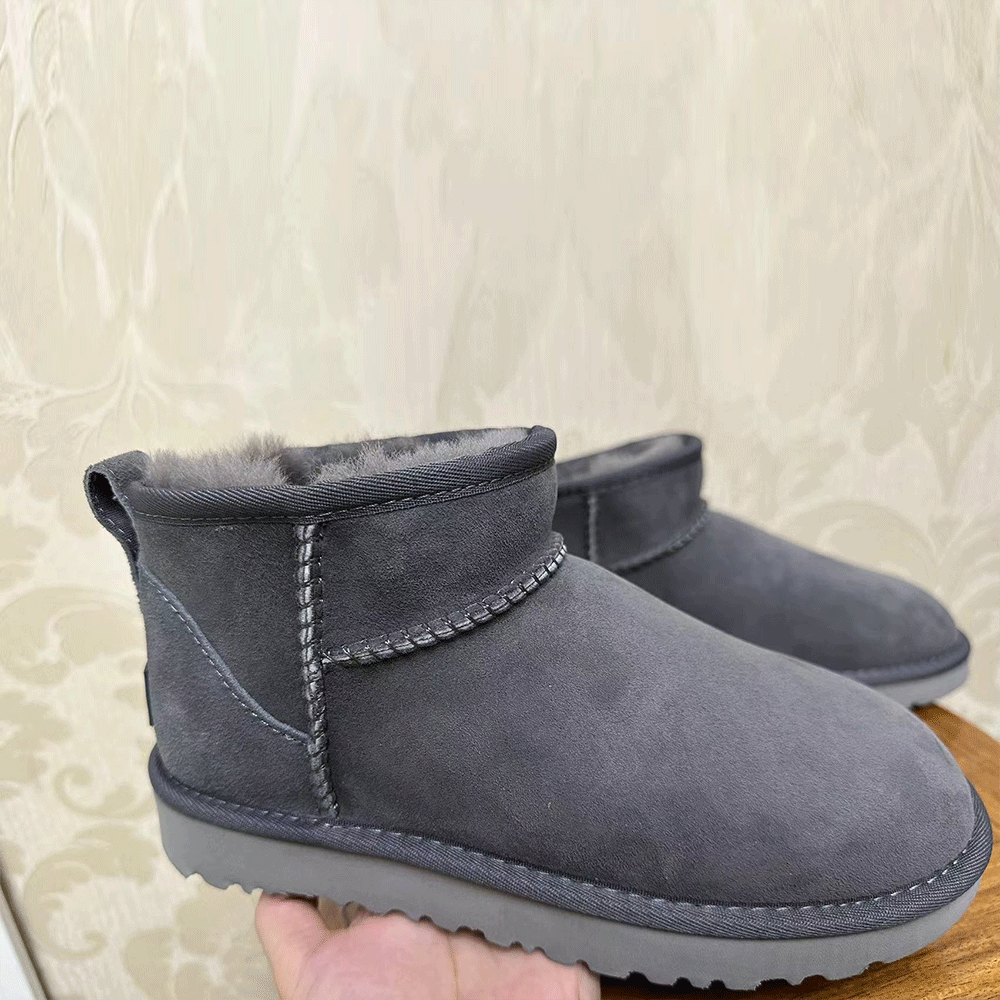 UGG Women's Classic Ultra Mini Boot