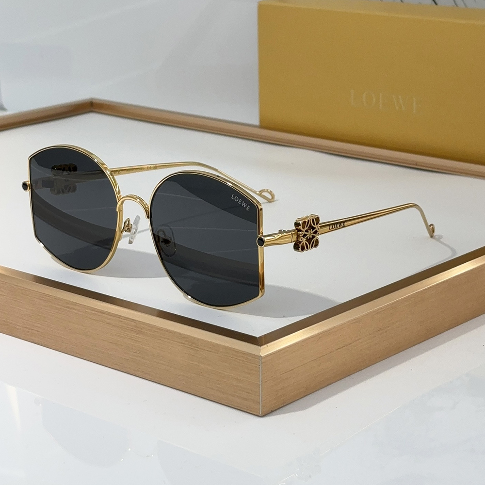 Loewe Half Round Sunscreen Sunglasses
