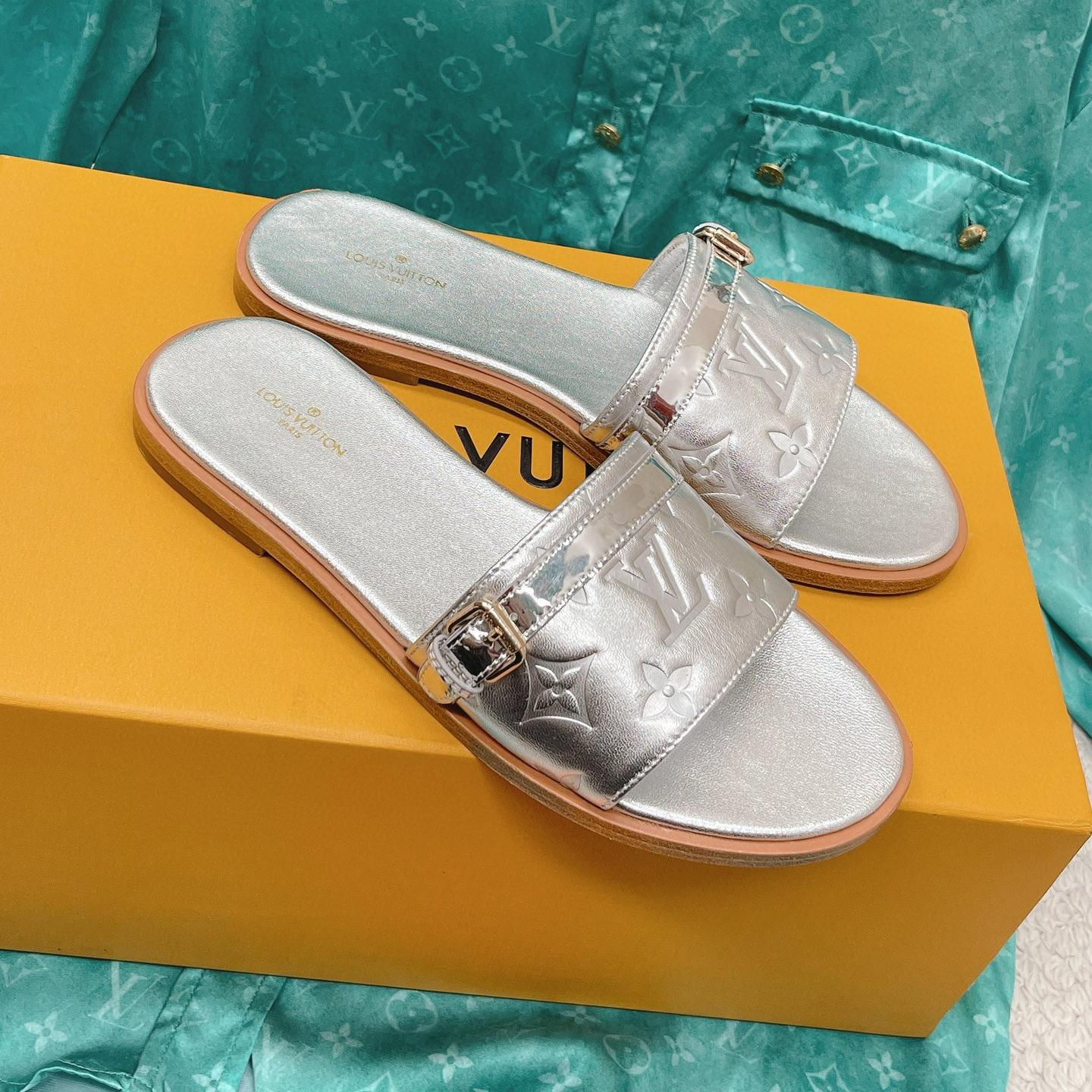 Louis Vuitton LV Comfortable Flat Slippers  Slide Sandal