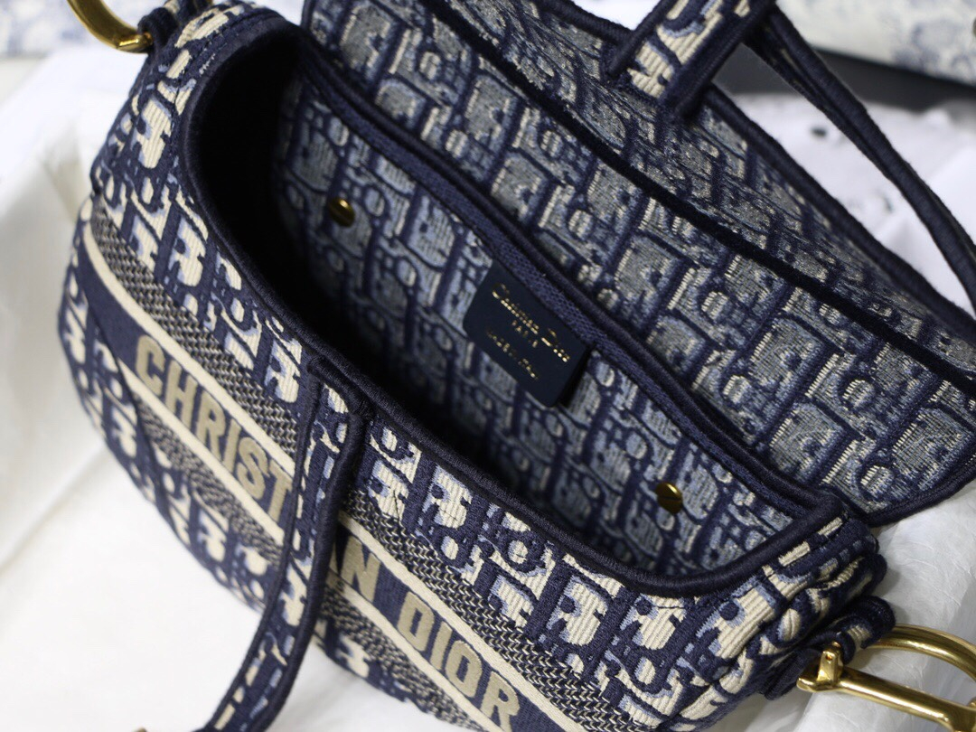 Dior Shoulder Bags SADDLE BAG Blue Dior Oblique Embroidery M0446CRIW_M928
