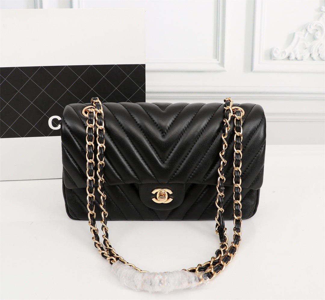 Chanel Clacssic Flap CF Chain Shoulder Strap Bag