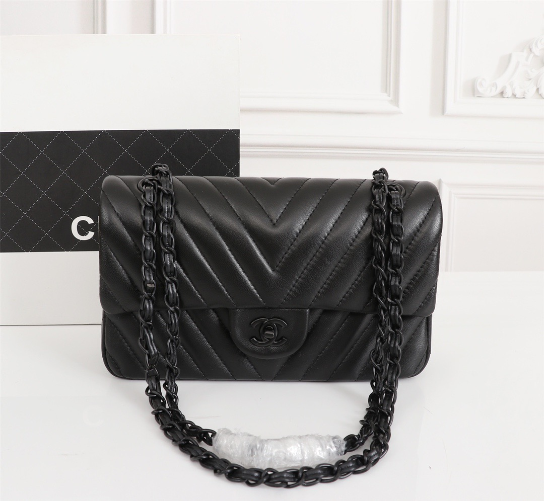 Chanel Clacssic Flap CF Chain Shoulder Strap Bag