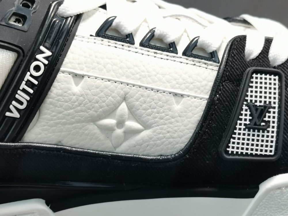 Louis Vuitton Trainer White Black Panda