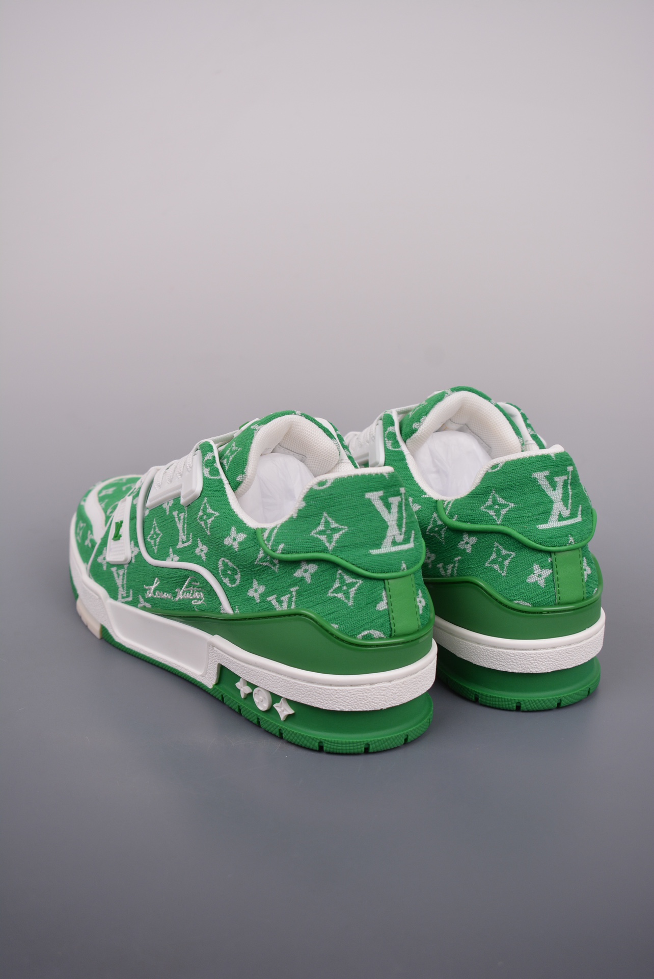 Louis Vuitton Sneakers pattern green