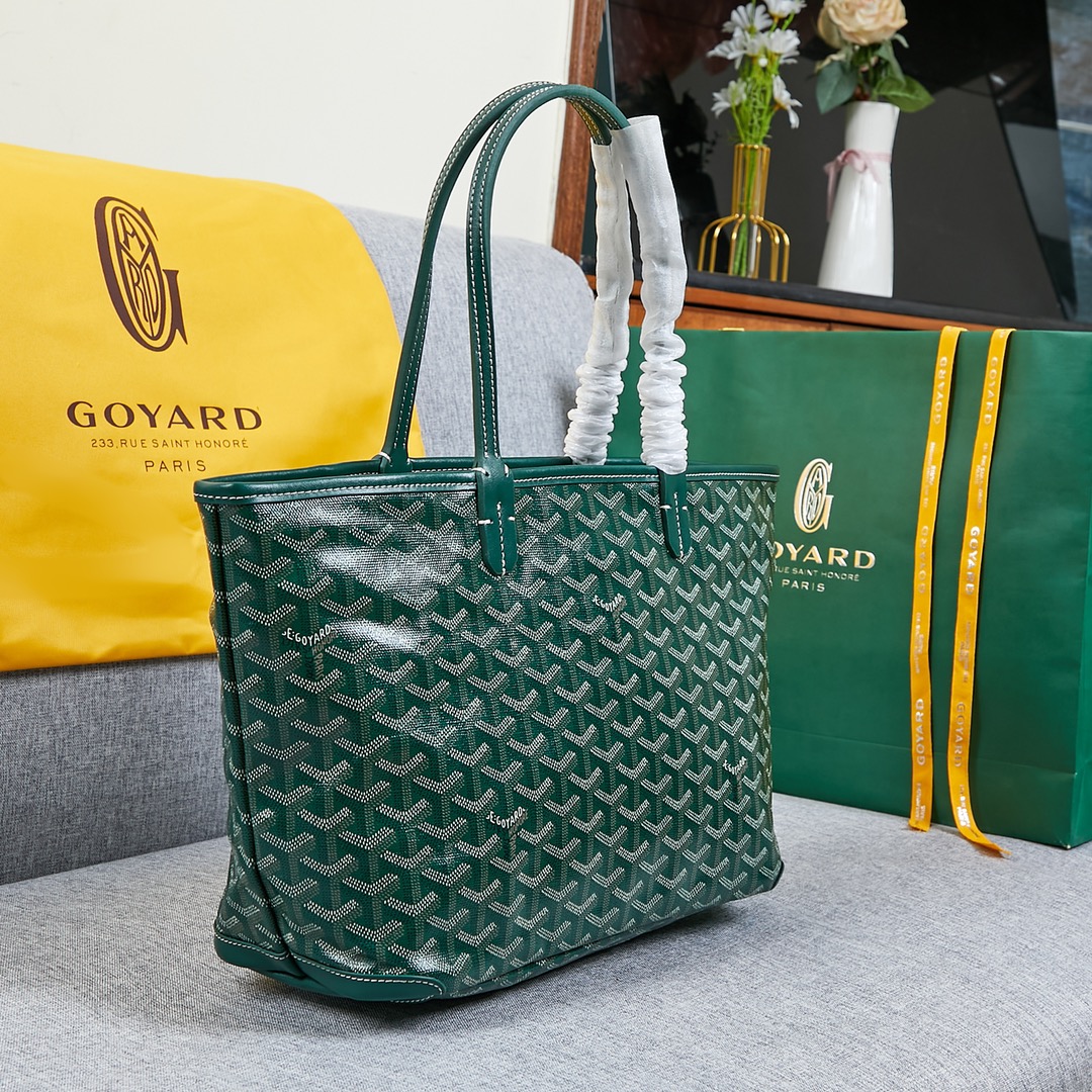 Goyard artois bag green