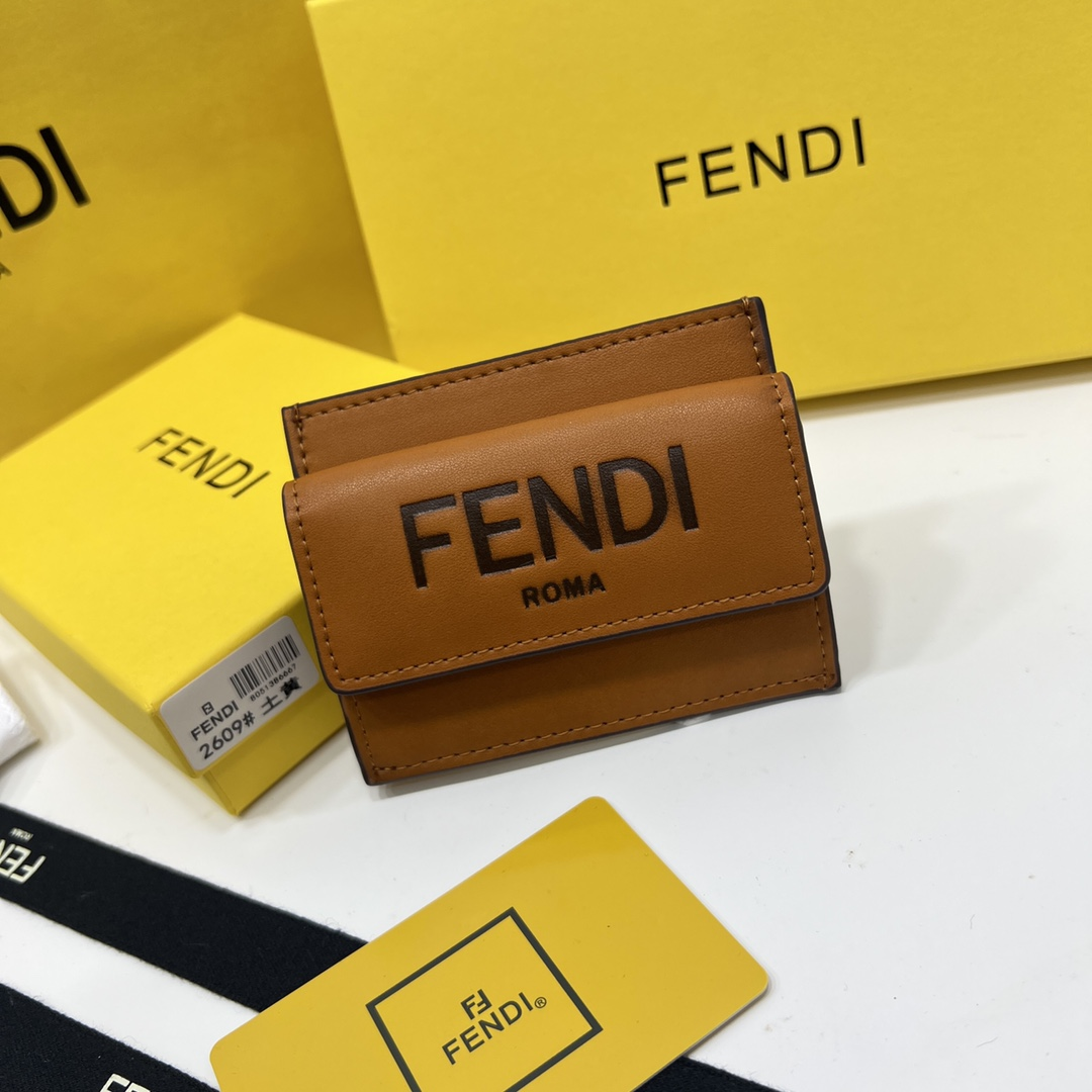 FENDI Snap Leather Wallet