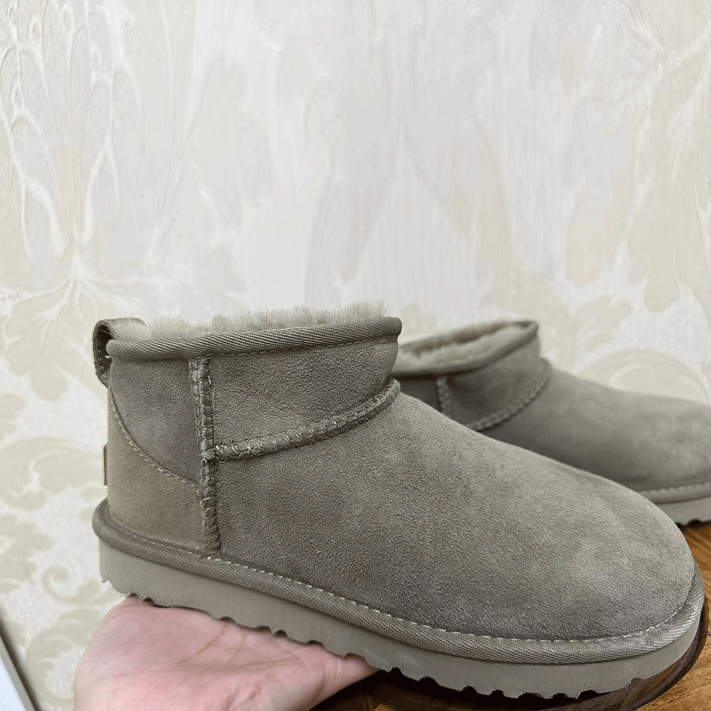 UGG Women's Classic Ultra Mini Boot