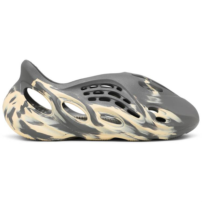 Yeezys Foam Runner MXT Moon Grey GV7904