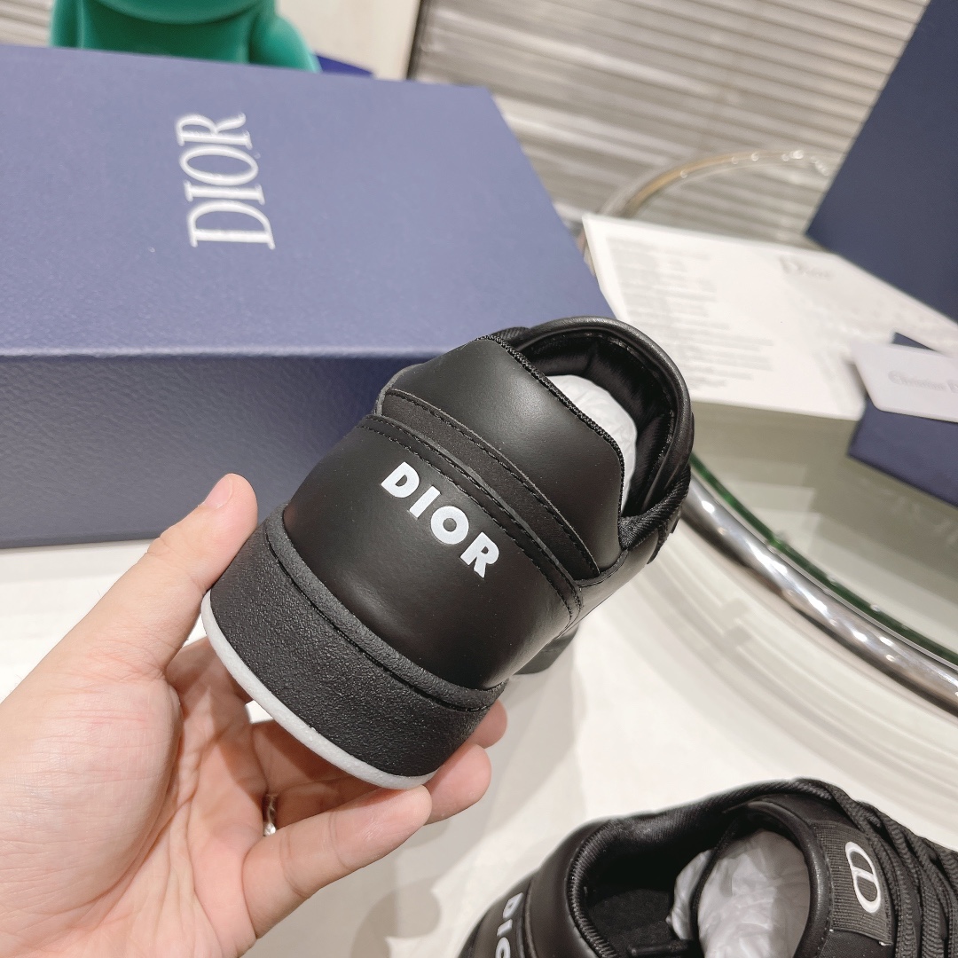 Dior B27 Sneakers