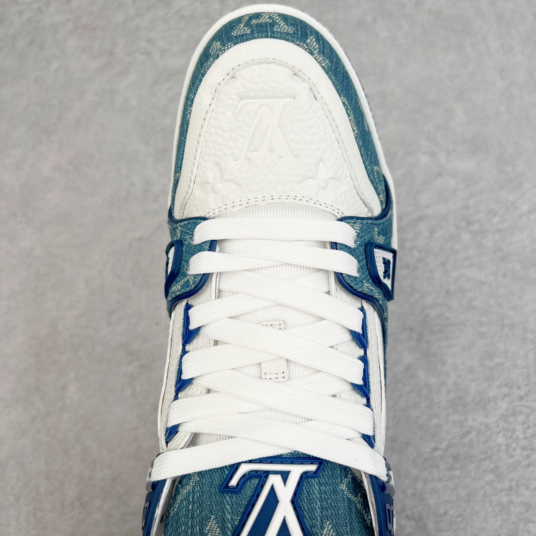 Louis Vuitton Sneakers blue