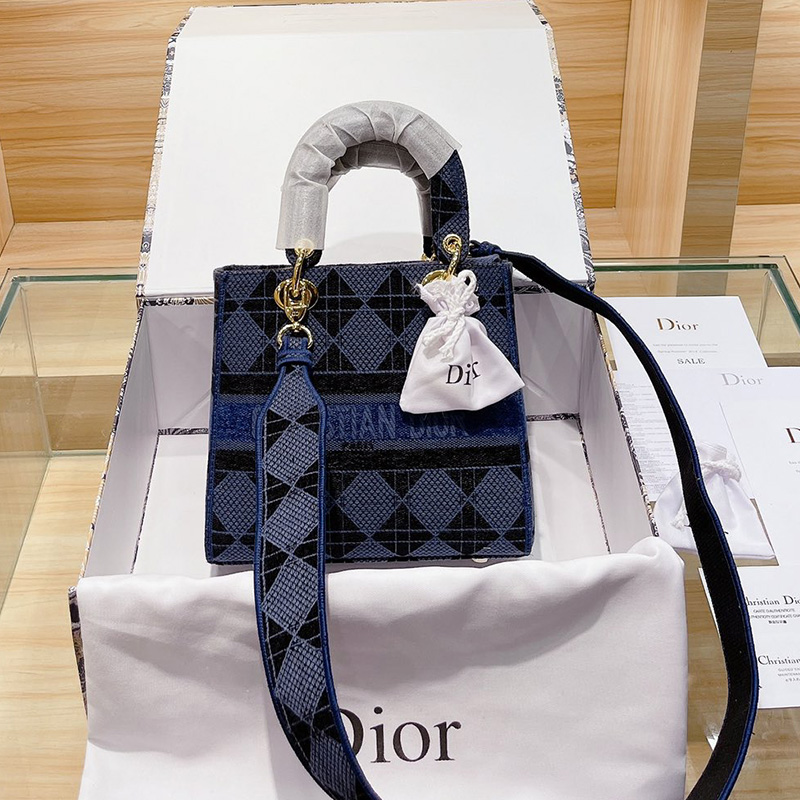 Dior The LADY D-LITE Bag