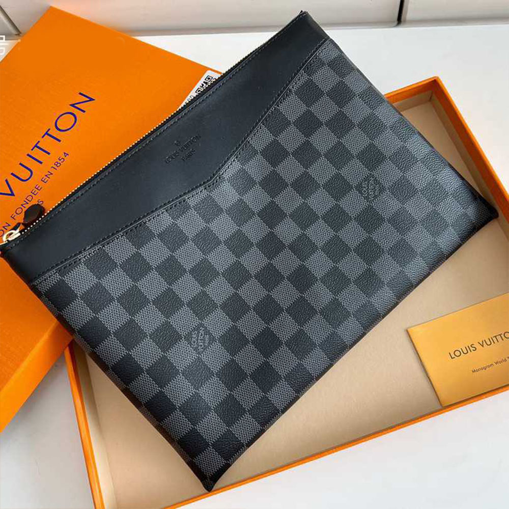 Louis Vuitton LV Daily Monogra Handbag M62048