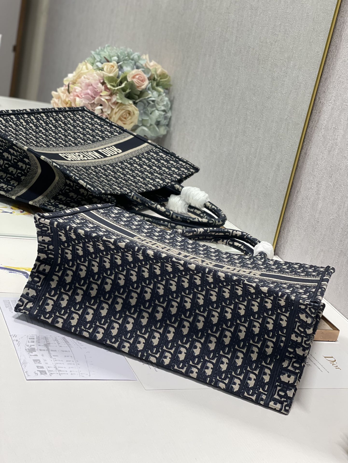 Dior Book Tote Large Dior Book Tote M1296ZRIW_M928