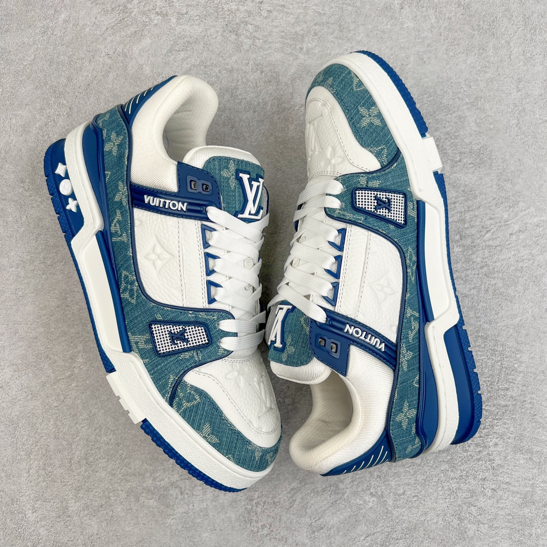 Louis Vuitton Sneakers blue