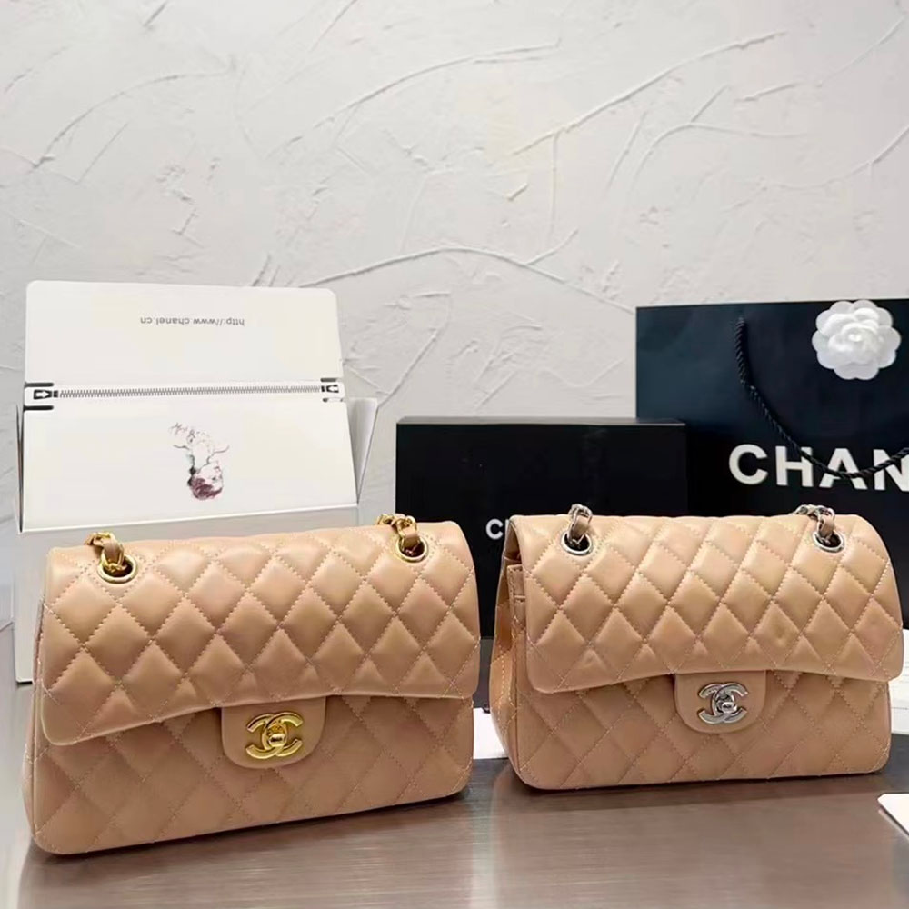 Chanel   CF Bag Small 23CM