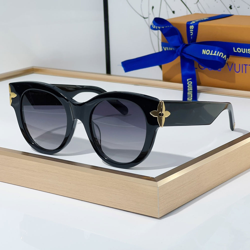 Louis Vuitton LV Clockwise Canvas sunglasses