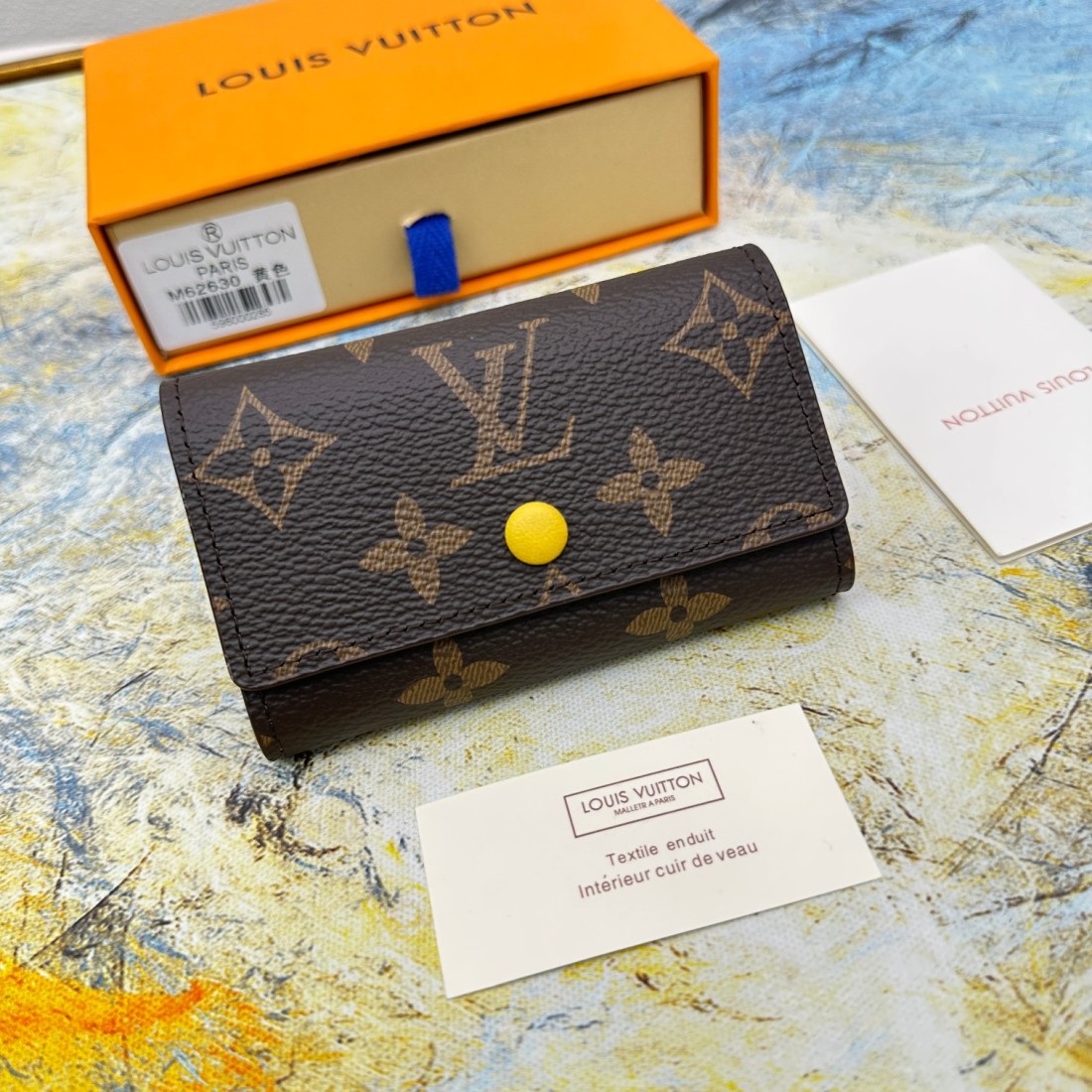 Louis Vuitton LV LV6 Key Case M62630