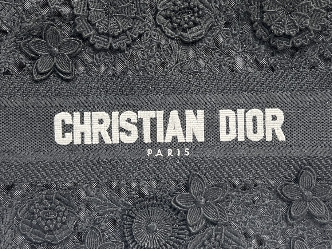 Dior Book Tote Medium D-Lace Macrame M1296ZEAX_M911