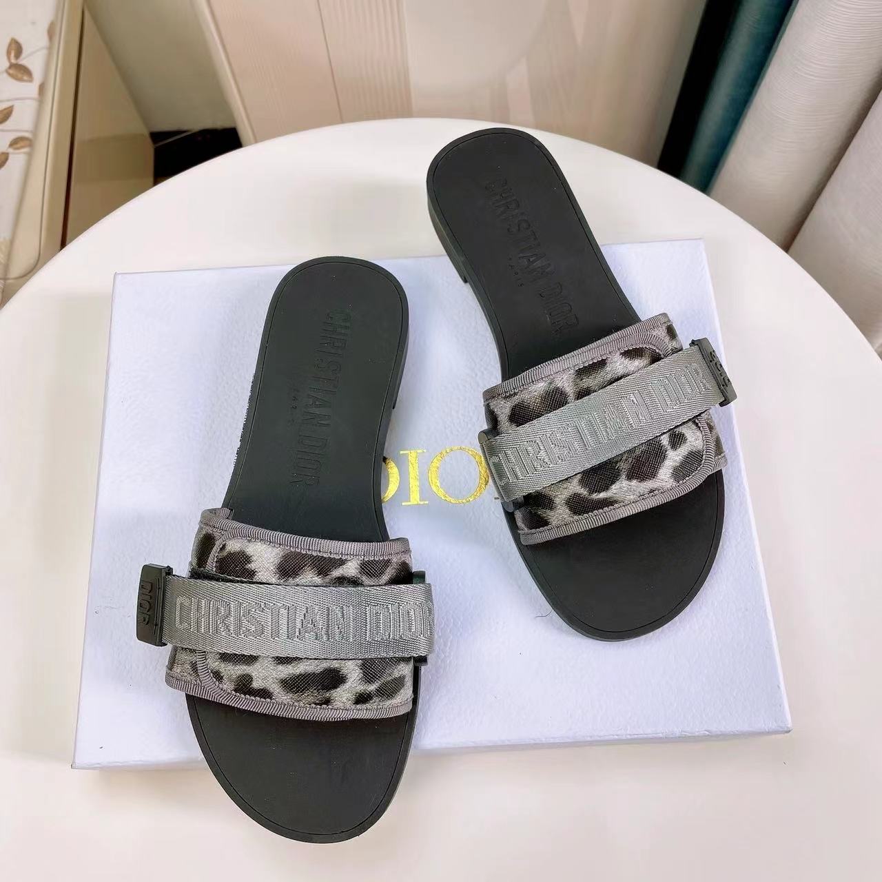 Dior DWAY Slide Slipper Sandals  With Adjustable Type Slide Sandal