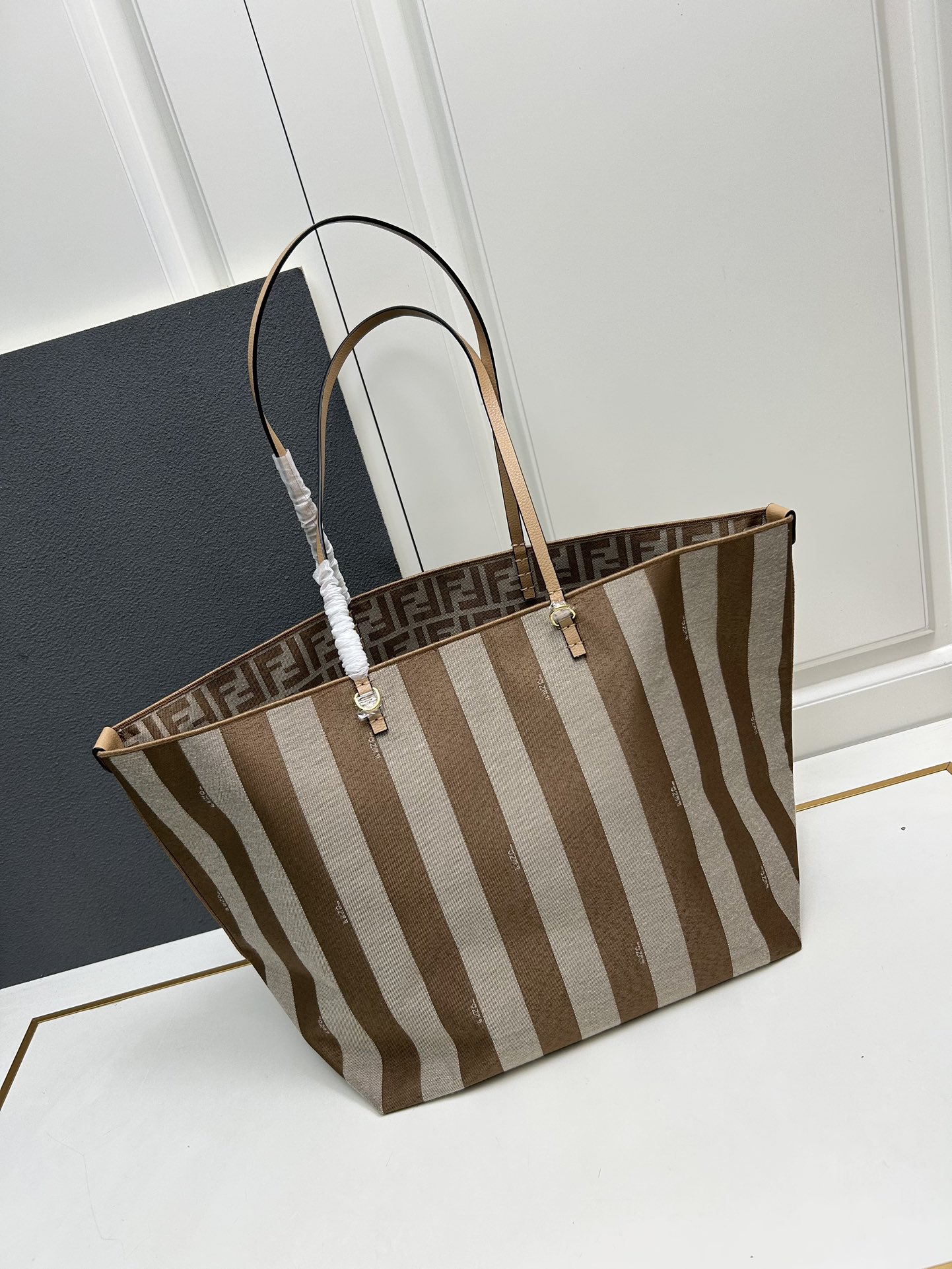 FendiReversible shopper in Pequin striped  Bag