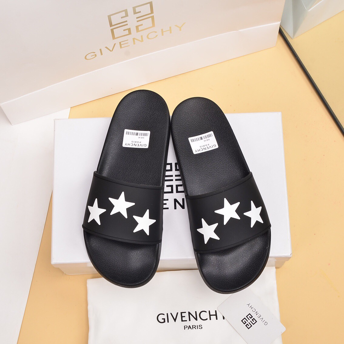 Givenchy Rubber Logo flip-flops Slide Sandal