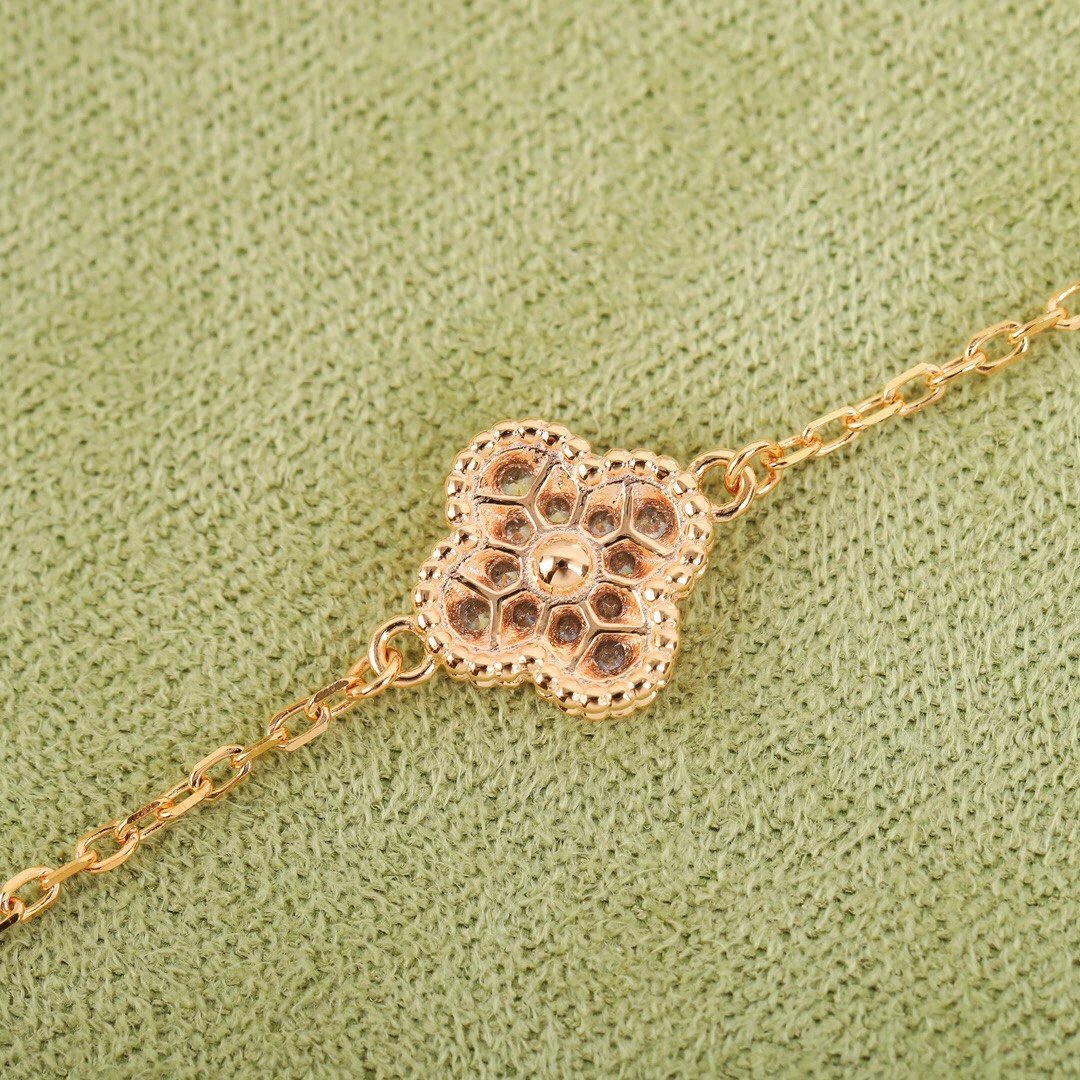 Van Cleef&Arpels VCA alhambra Bracelet mini diamond