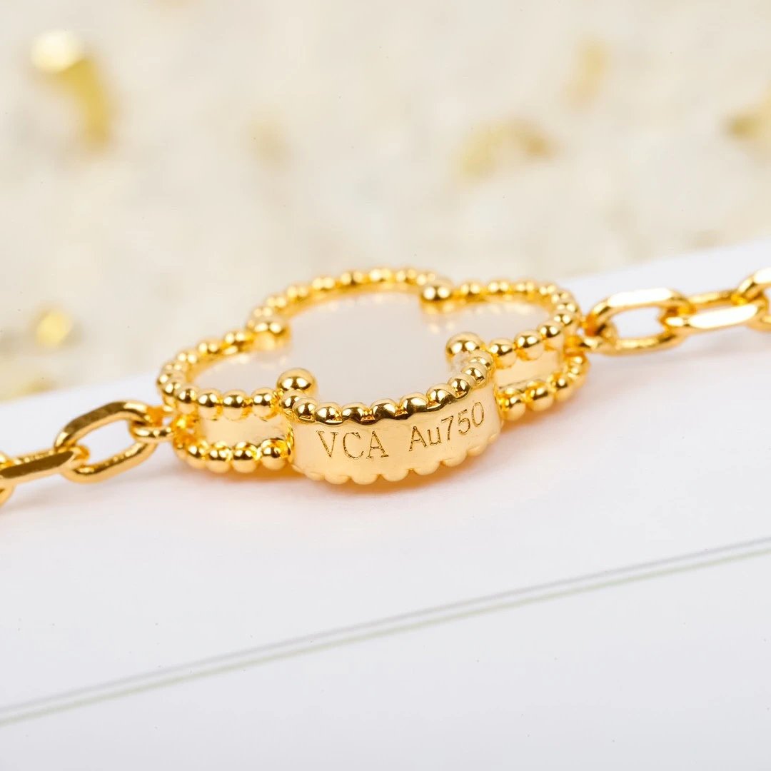 Van Cleef&Arpels VCA Multi-element Necklacce