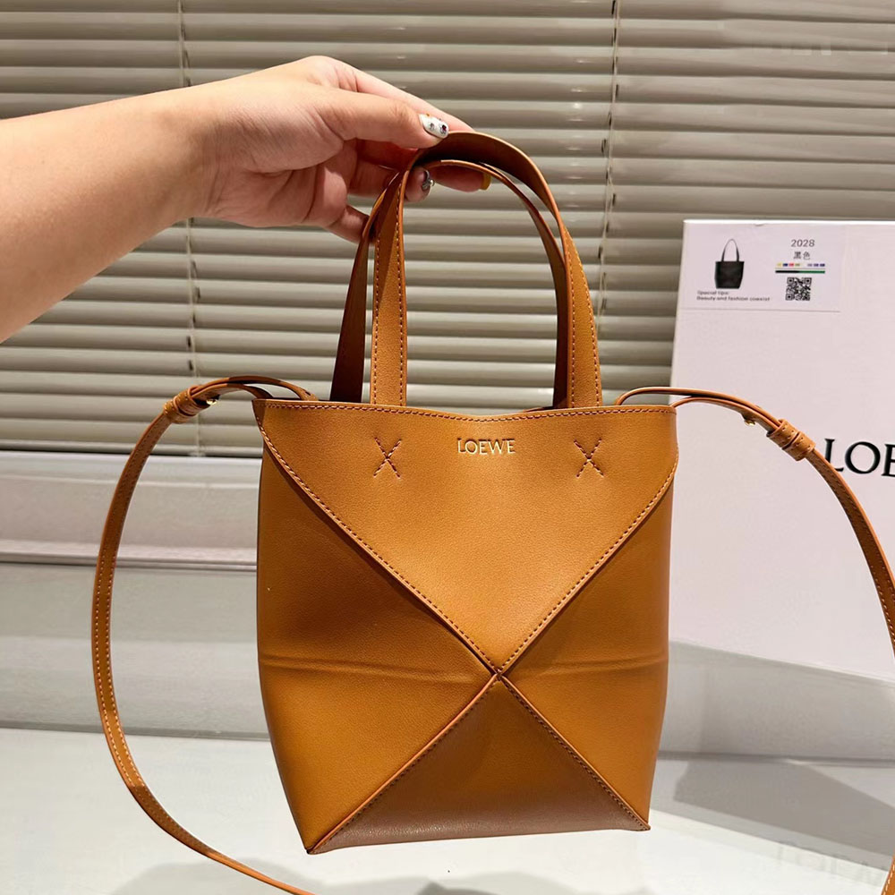 Loewe Puzzle Fold Tote Calfskin