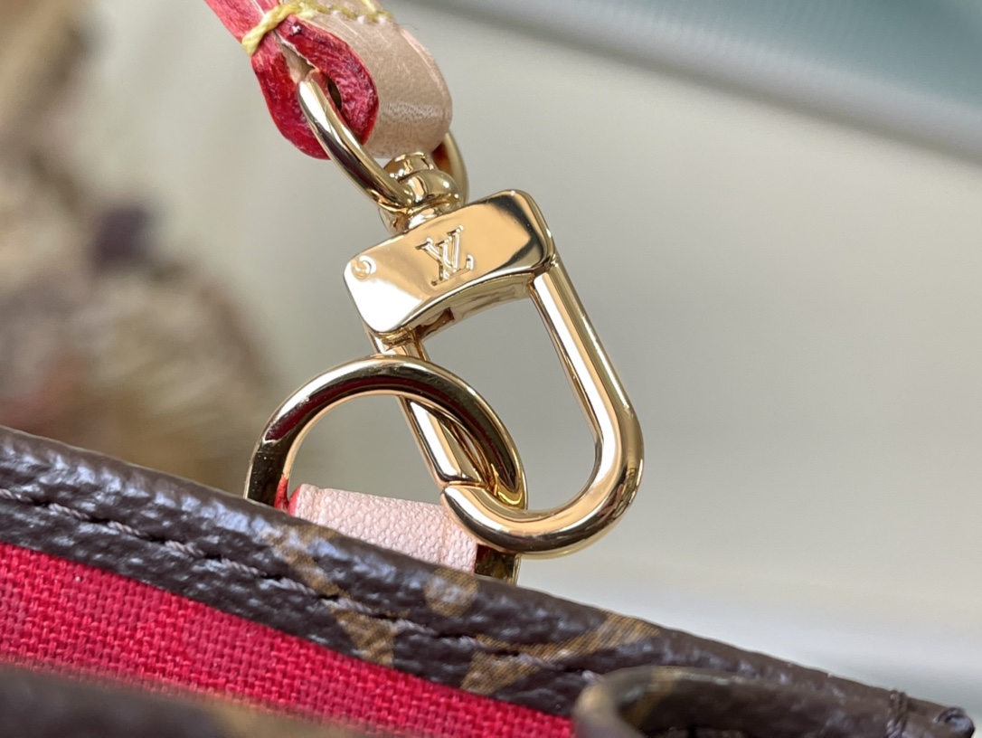 Louis Vuitton YK Petit Sac Plat M81867